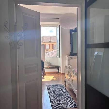 De Caractere Superficie 50 M2 Apartament